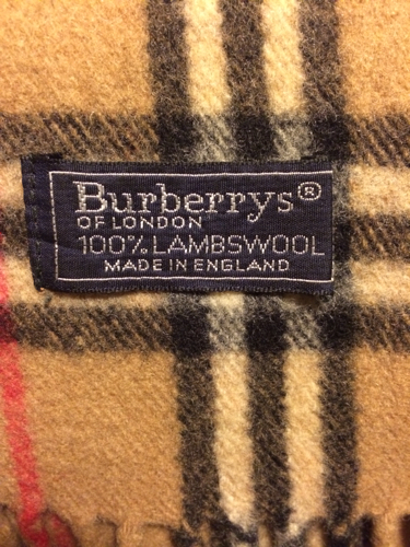 巴宝莉围巾求鉴定 鉴定一下我的burberry围巾真假 围巾是从香港二手店