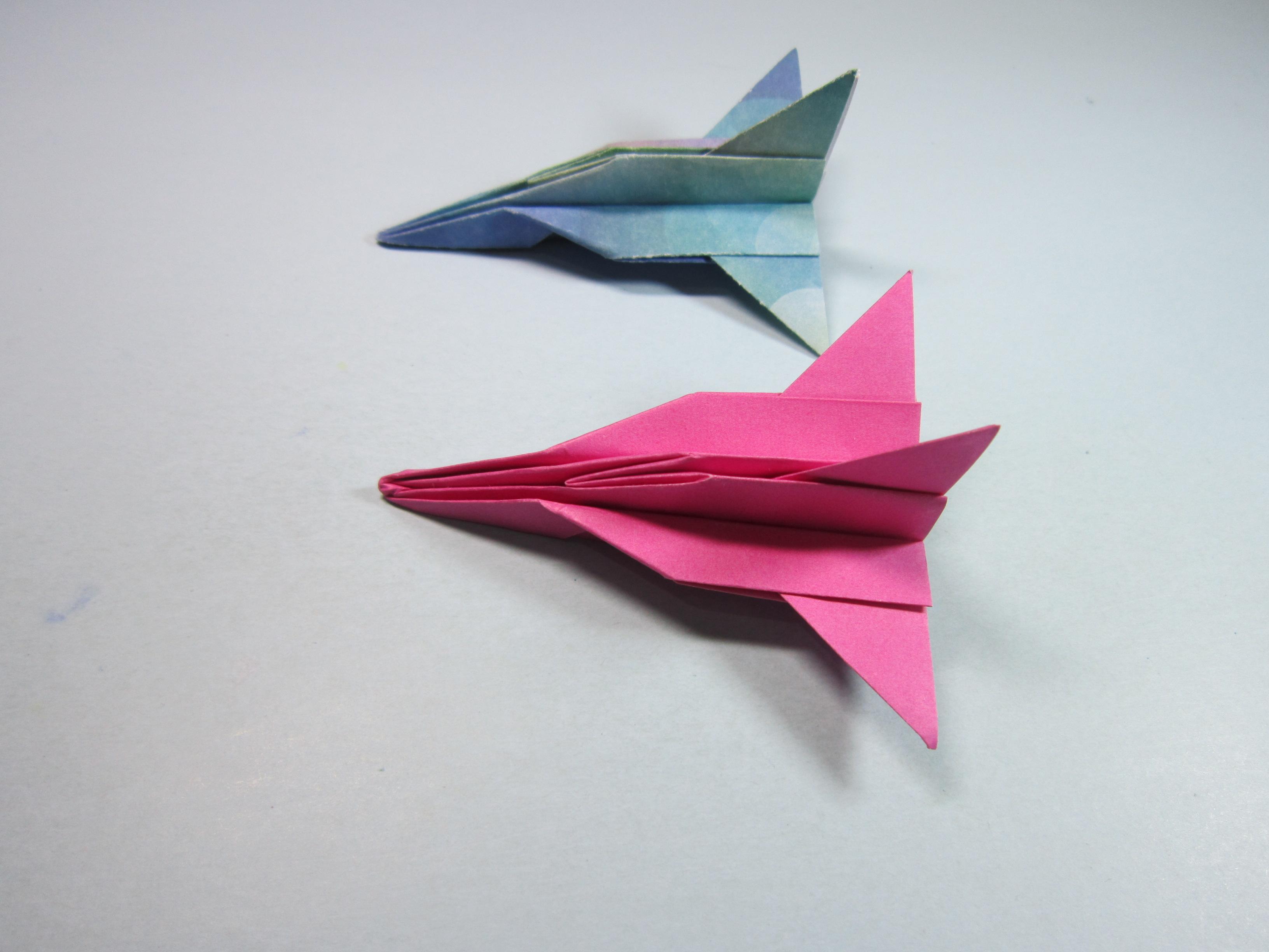 如何折纸飞机,一张正方形纸折出简单的小战斗机,创意手工