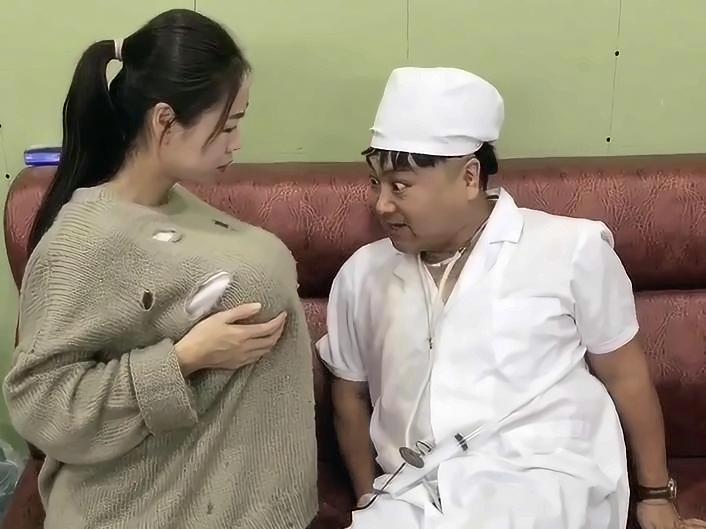 女患者装病就诊 整蛊流氓医生