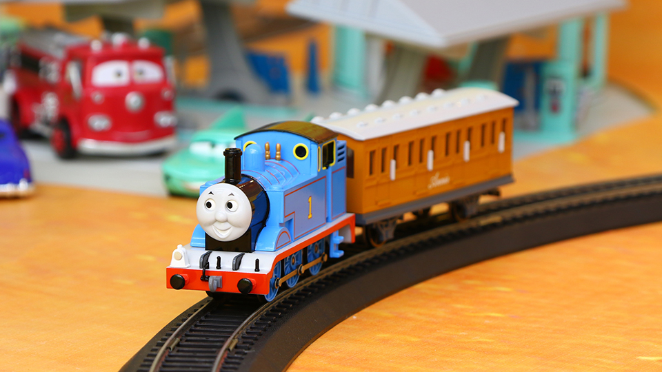 托马斯和他的朋友们 超精致百万城小火车 快速飞驰的托马斯