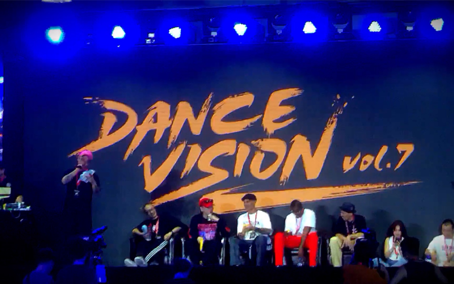 christine channel-2019dance vision popping 5位judge出场