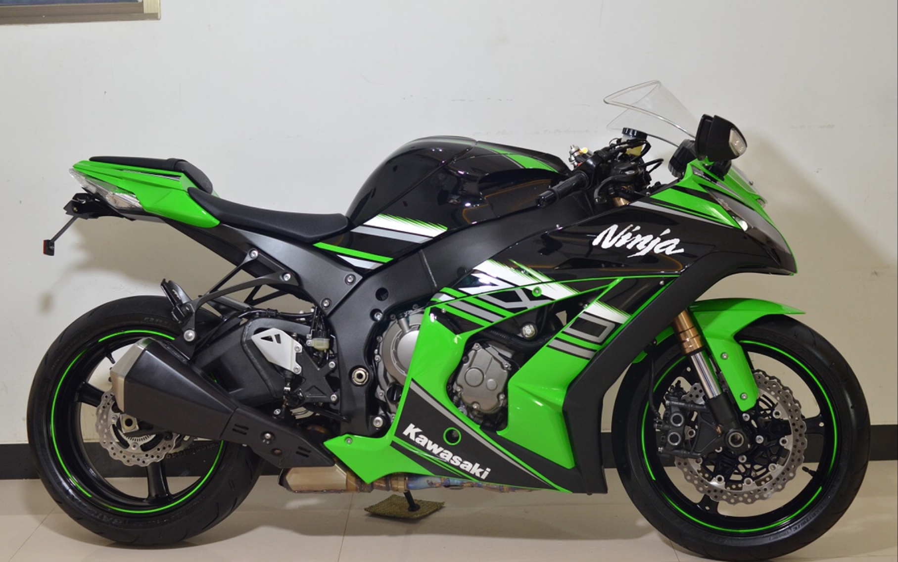 摩托车跑车 跑车 川崎zx-10r 大牛