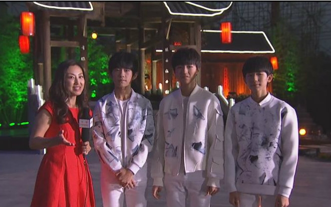 tfboys 2015央视中秋晚会采访新歌片段1080p 朝闻天下cut