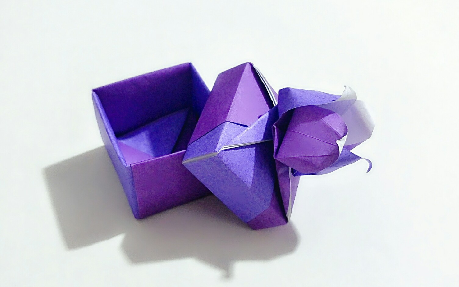 【折纸教程】玫瑰花盒子