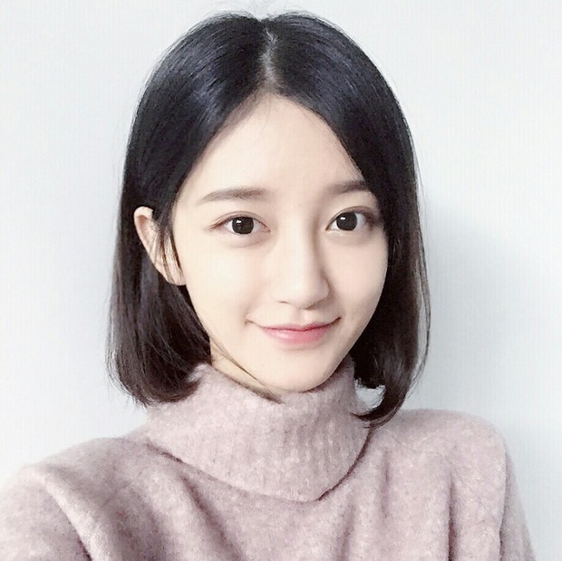 求黑短直三七分发型的动漫(二次元)女生头像⊙﹏⊙发型如图,蟹蟹.