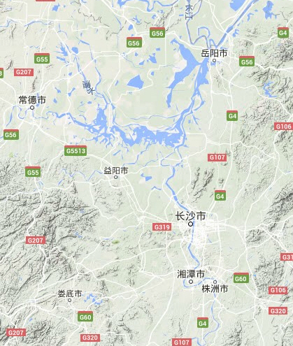 有湘江,资水,沅水和澧水等4大水系,分别从西南向东北流入洞庭湖,经