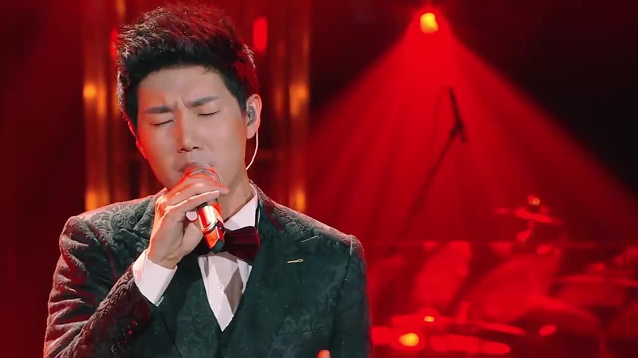 王晰《besame mucho 爵士风情 迷人男低音夺冠-我是歌手.