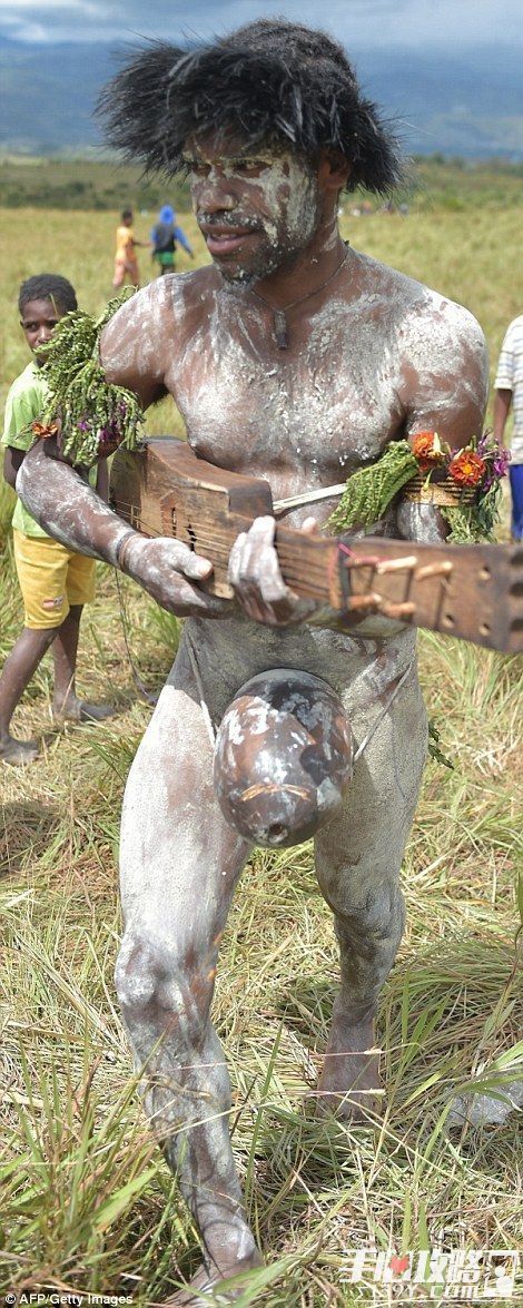 巴布亚新几内亚烟熏木乃伊 遗体百年后完好无损