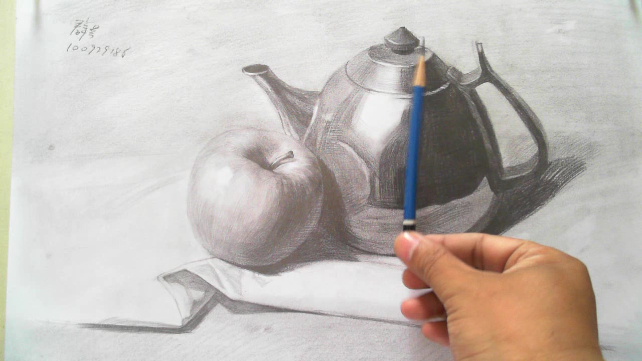 不锈钢水壶和苹果(3)零基础素描静物视频教程绘画过程详解润木艺术