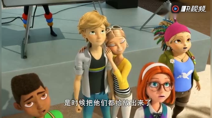 瓢虫雷迪之瓢虫雷迪和黑猫诺尔被许多小泡泡包围并困进泡泡里