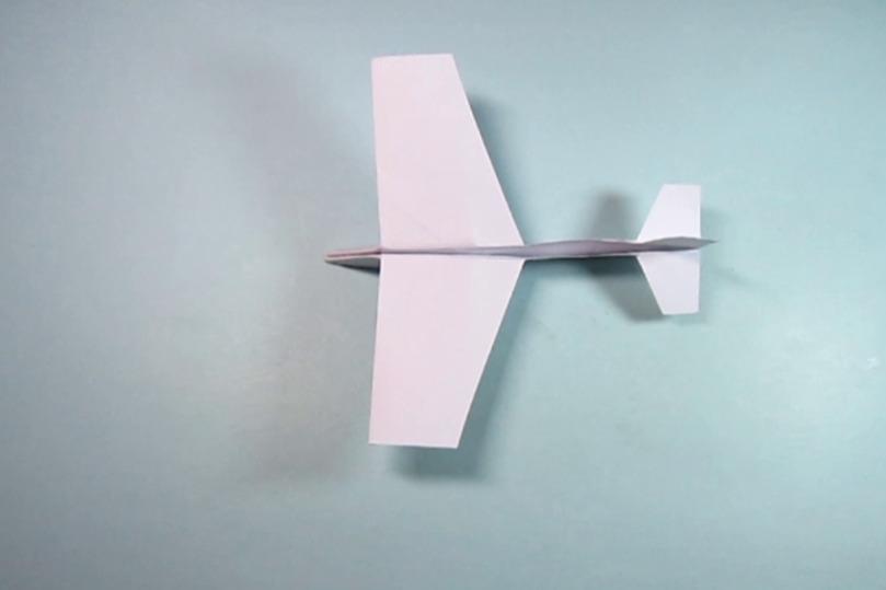视频:手工折纸飞机飞得远,3分钟折出简易的纸飞机,创意手工大全