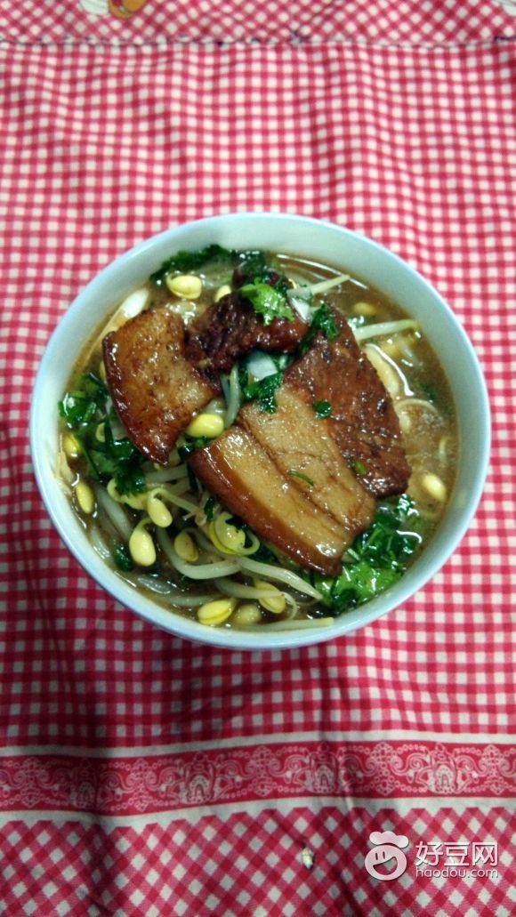 如何做大肉手擀面