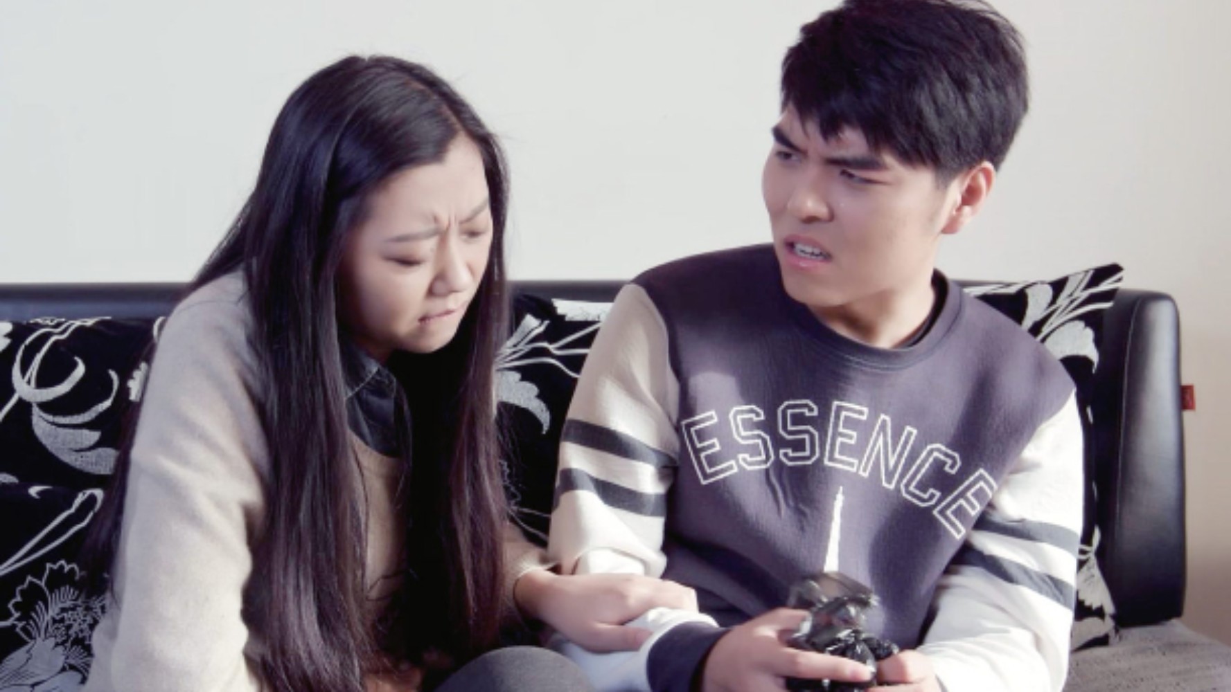 妈妈生宝宝肚子疼视频图片