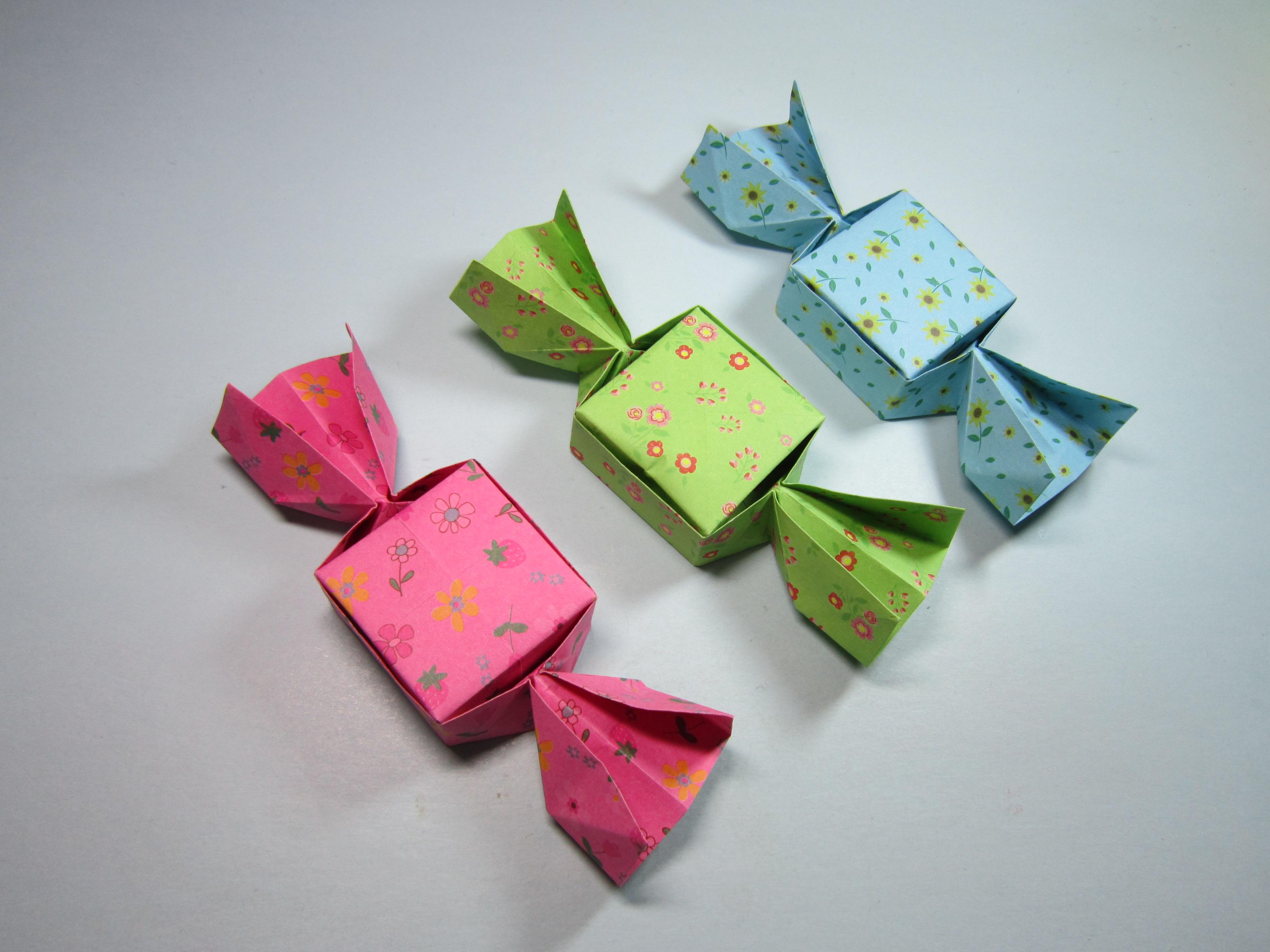 怎样折纸糖果盒子,纸艺手工简单又漂亮的糖果收纳盒折法