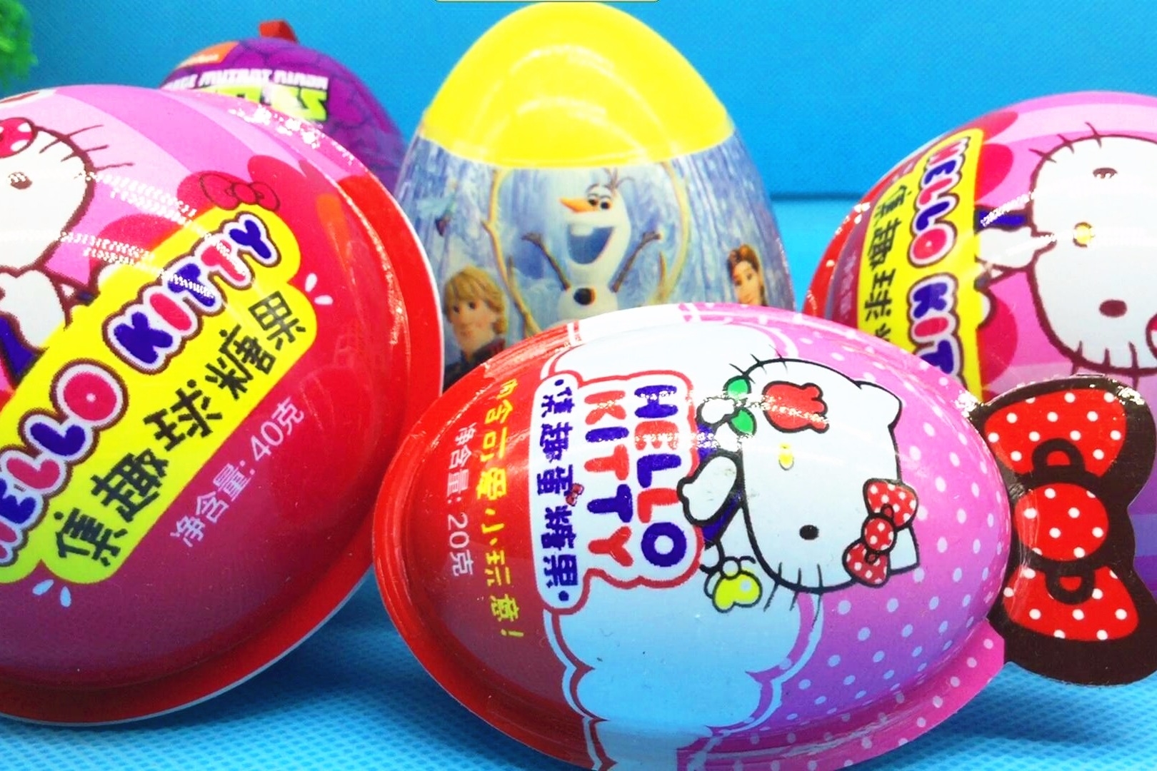 小呆呆分享 hellokitty奇趣蛋 冰雪奇缘忍者神龟玩具蛋