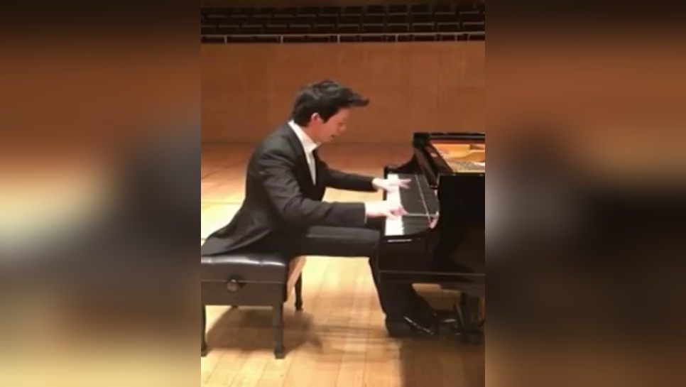 野蜂飞舞钢琴 李云迪《野蜂飞舞》完整版