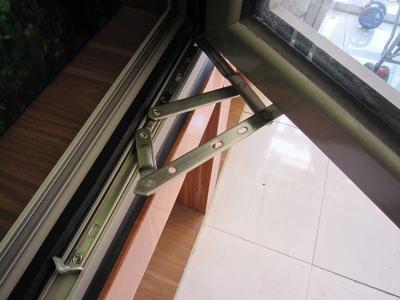 塑钢窗怎么拆下来 滑动的塑钢窗如何拿下来