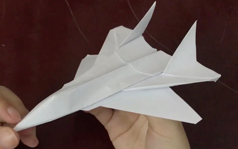 【折纸】纸飞机中的战斗机步骤详解,包教包会,不会的话.