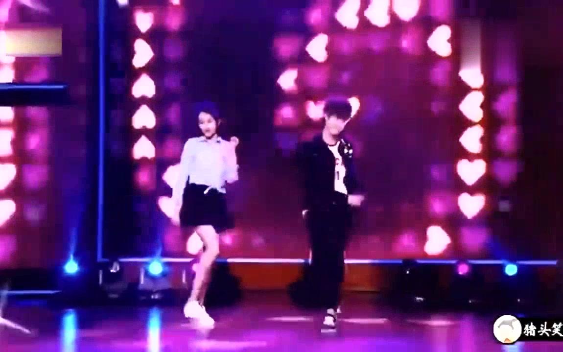 关晓彤王一博甜蜜跳舞,你们俩真是太配了