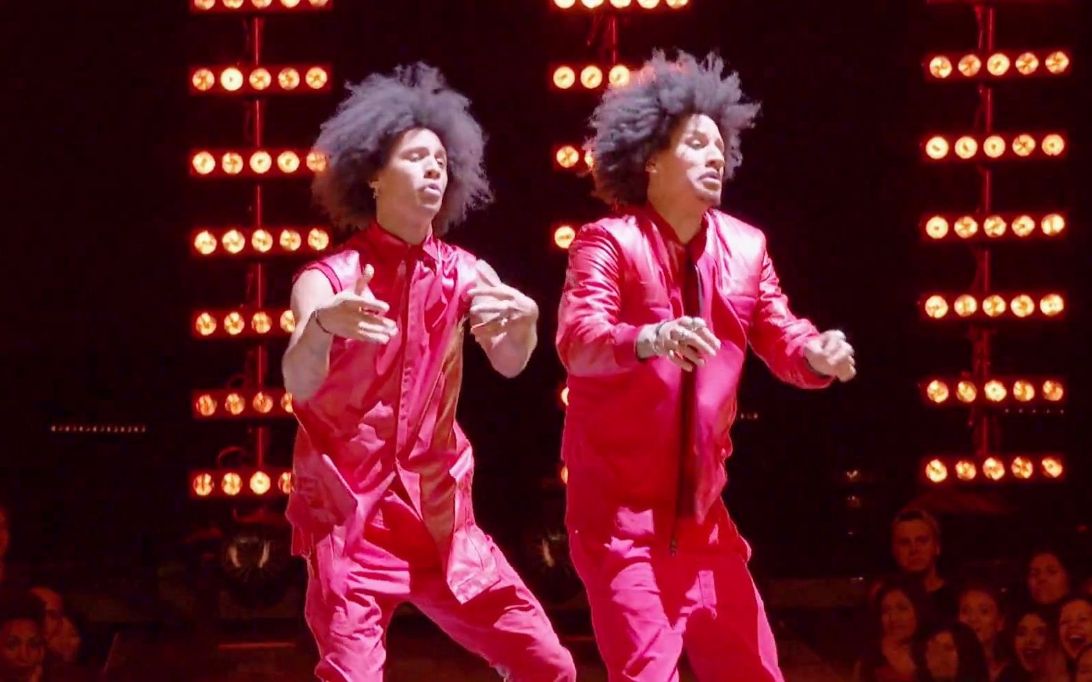 【wod舞蹈大赛最终决战】les twins0.2分险胜夺冠!超炸现场舞台合集10