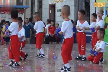 六一儿童节舞蹈视频《倍儿爽》幼儿舞蹈 男生舞蹈