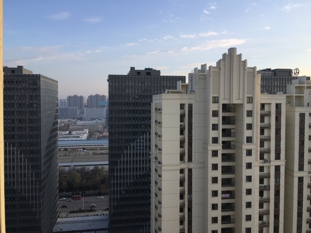 房子冲道,请懂房子风水的人士帮忙看下这个房子有问题