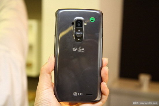 lg g flex手机背面外观图片