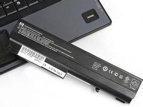 笔记本电池怎么取下来_惠普笔记本电池怎么取_惠普cq41更换笔记本电池