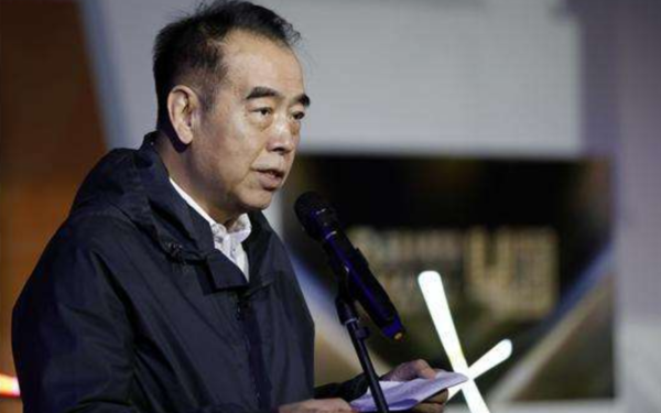 陈凯歌是我国著名导演,他是如何一步一步走到今天的?