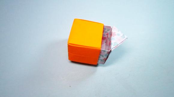 视频:儿童手工折纸小抽屉 用2个收纳盒组装的抽屉储物柜