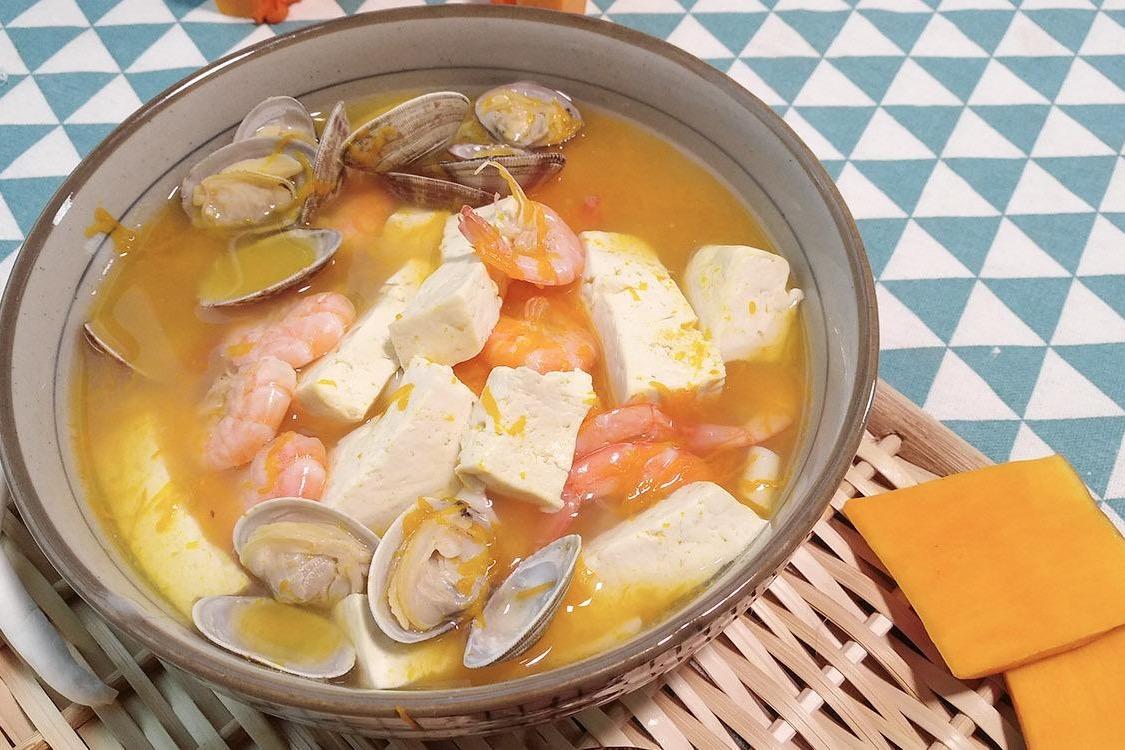 视频 过年大菜南瓜海鲜炖豆腐!