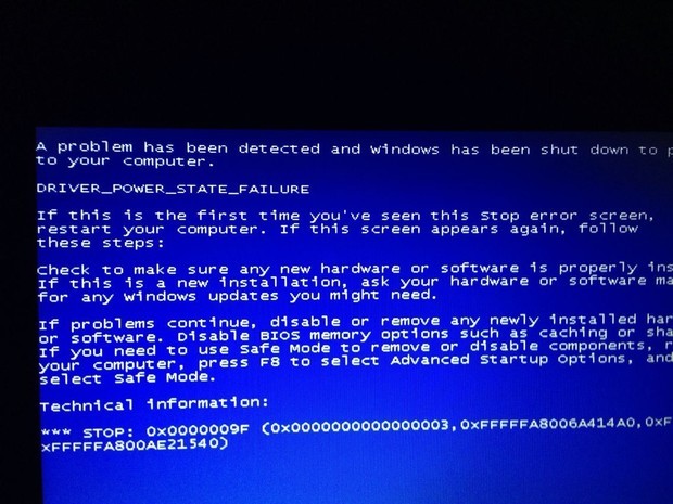 电脑关机蓝屏_笔记本电脑关机就蓝屏_电脑突然蓝屏关机