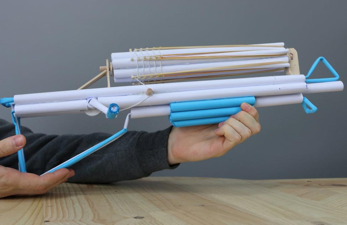 用纸制作可连发皮筋枪 手工制作玩具皮筋发射器