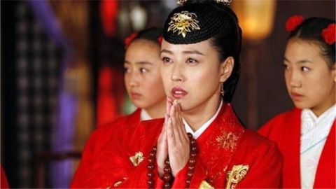 【杨门女将之军令如山】曝周海媚花絮 杨五娘横刀立马超敬业
