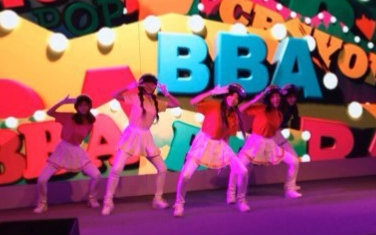 【夜莺bonbons女团】蜡笔团crayon pop bar bar bar气缸舞模仿 2013