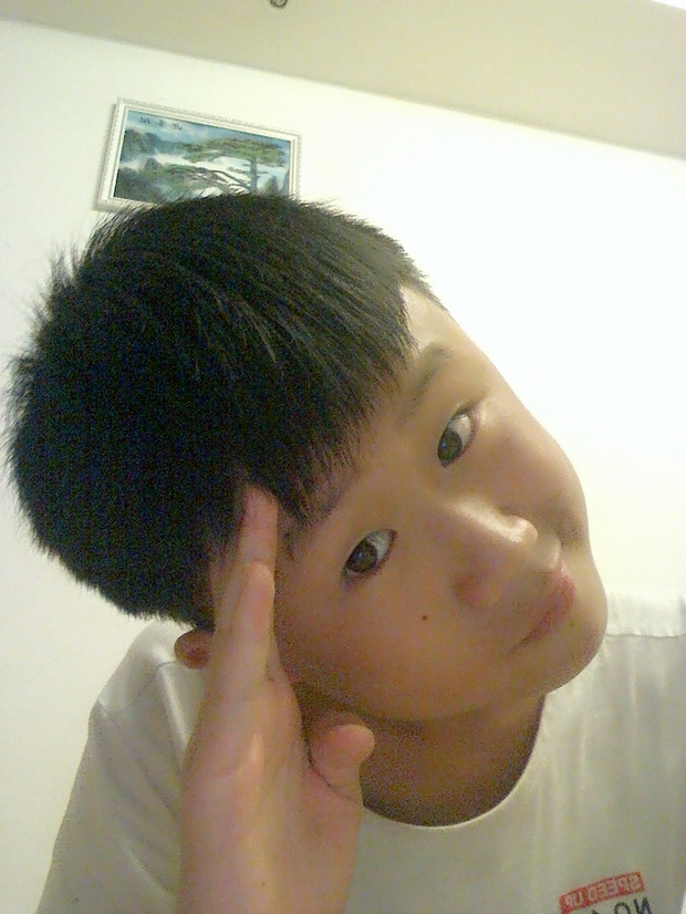 16岁娃娃脸,一个小男生