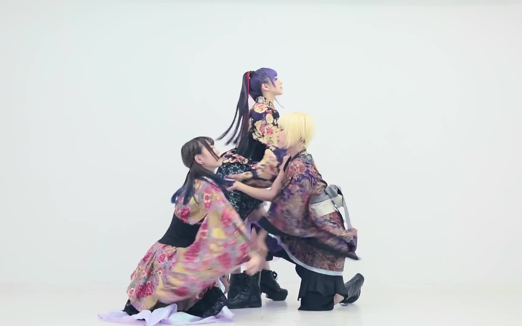 garnidelia - 极乐净土