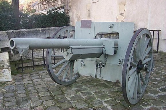 大名鼎鼎的m1895,75毫米野战炮 开创了速射炮的先河,被称为"法国小姐"