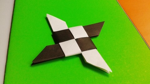 史上最简单的折纸飞镖,造型超炫酷,能飞非常远!