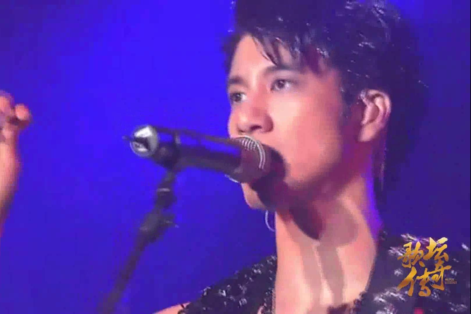 视频:王力宏《爱得得体》,穿着 燕尾服很得体 有品味但不是gay