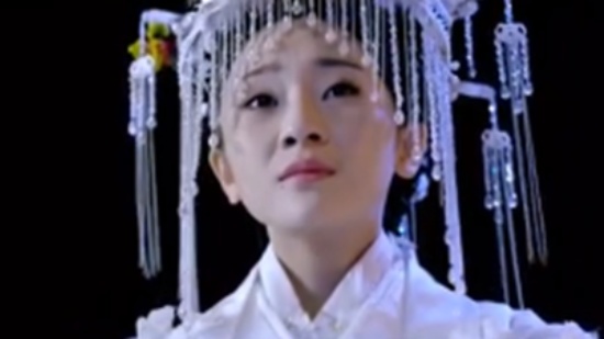 新版《梁山伯与祝英台》凄美大结局!哭坟化蝶特效