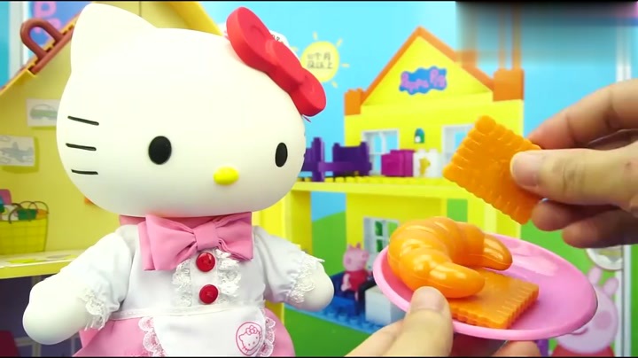 小猪佩奇玩具秀 第一季-第141集-hellokitty凯蒂猫吃西餐的过家家玩具