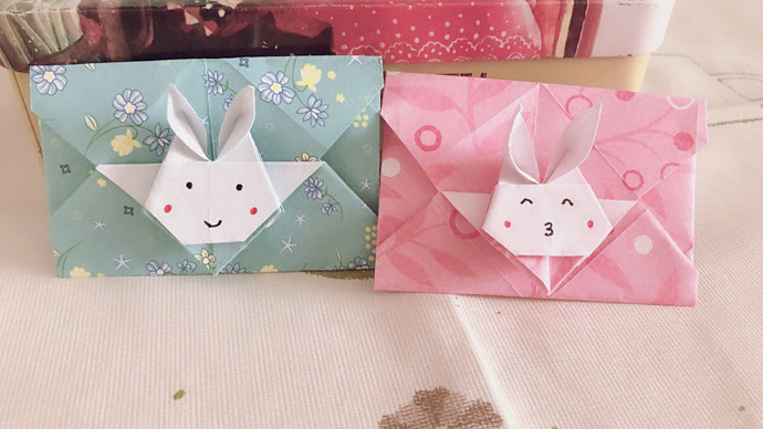 很可爱的小兔子信封钱包折纸,简单又漂亮,女孩们的最爱