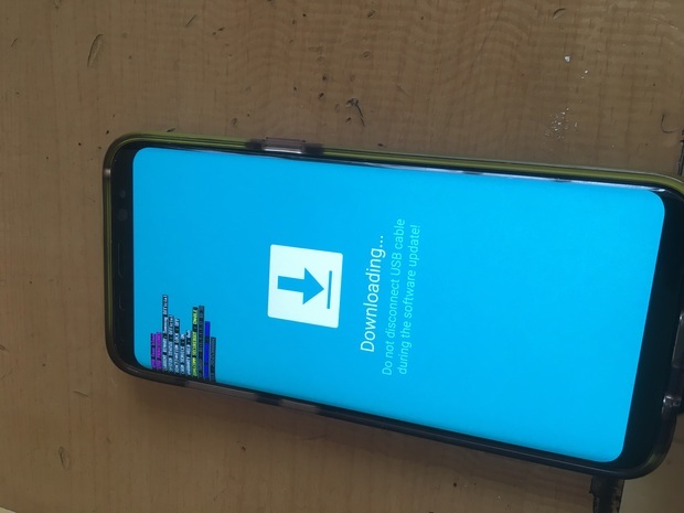 三星用移动电源_联想y50开机旁边那个键_三星不用电源键开机