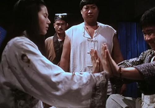 林正英与洪金宝一起演的鬼片(一定是一起演的!
