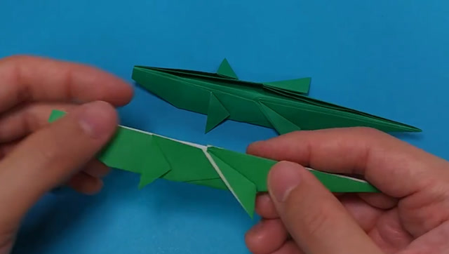 宝宝学折纸:鳄鱼折纸教程简易版,小学生都可以学得会,来试试