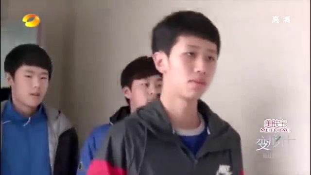 《变形计》暴力城市少年王境泽 怒对父母屡次被学校开除