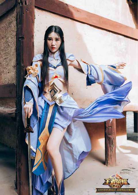 《王者荣耀》露娜紫霞仙子美女cos欣赏