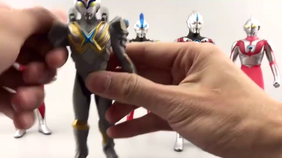 欧布奥特曼剧场版 奥特曼软胶