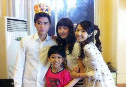 李易峰的起岸女友是韩国的李多海吗?